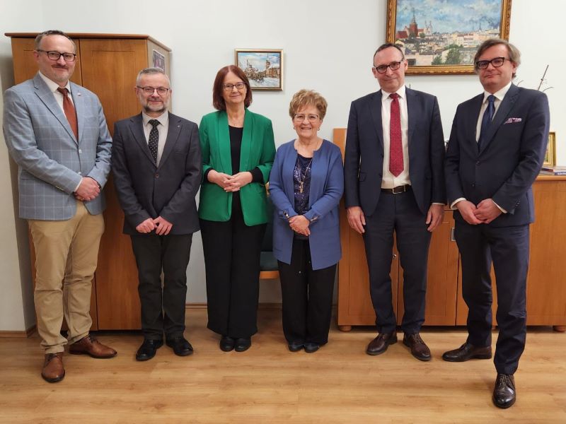 Zdjęcie prezentujące - „Akademia Jakości – Twój Głos w Edukacji”