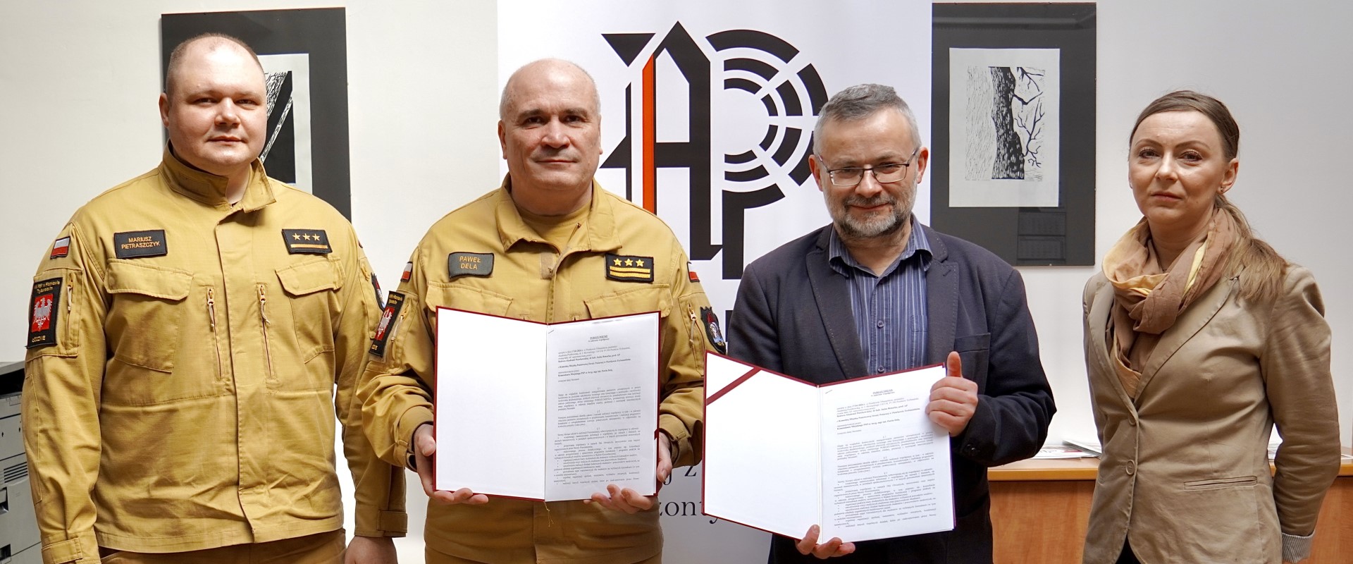 Baner - Podpisane porozumienie z Państwową Strażą Pożarną w Piotrkowie Trybunalskim